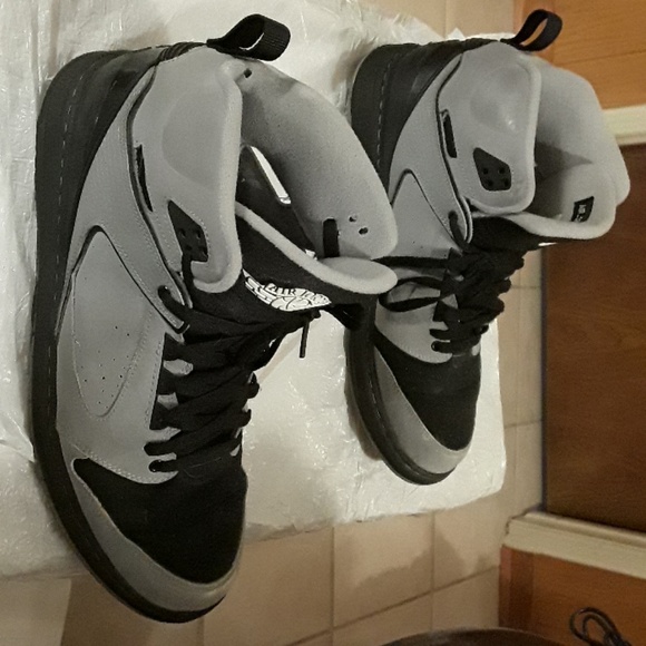 *SOLD* Nike Air Jordan shoes size 13 - Picture 4 of 6